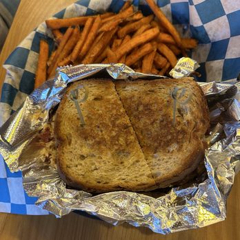 Cheesesteak U - Reuben Sandwich Combo - Burgers Near Me - Conway, South Carolina Cheesesteak U - Reuben Sandwich Combo - Burgers Near Me - Conway, South Carolina