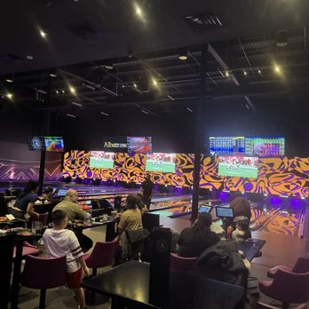 Albatross - Bowling alley - Mini Golf Near Me - Edison, New Jersey