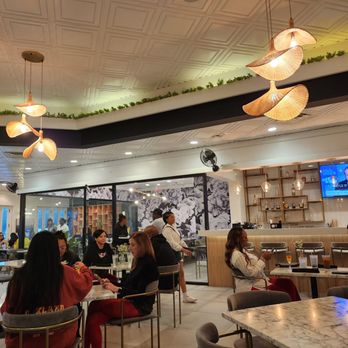 The Honey Hole - Breakfast & Brunch Near Me - Houston, Texas