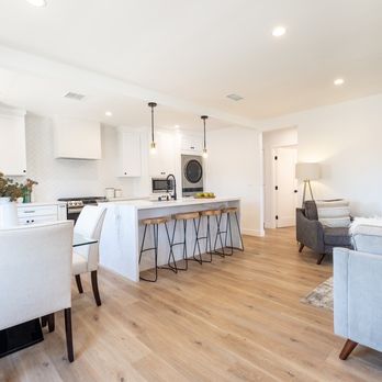 PandaPawer Living - Great room - Home Staging Near Me