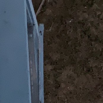 Oceanfront Lodge - Balcony is falling apart, scary - Hotels Near Me - Crescent City, California