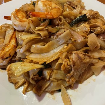 Thai Noodle - Drunken Noodles - Asian Fusion Near Me - West Palm Beach, Florida Thai Noodle - Drunken Noodles - Asian Fusion Near Me - West Palm Beach, Florida