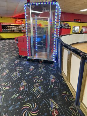 Thunderbird Roller Rink by null