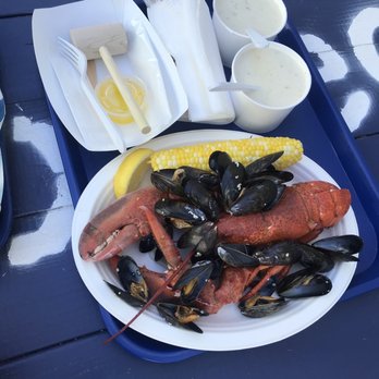 Hooked - Lobster meal! - Seafood Near Me - Montauk, New York