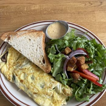Florida Room - mushroom omelette - Breakfast & Brunch Near Me - Gainesville, Florida