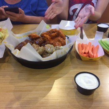 Buffalo Wild Wings - The Spread - American Near Me - Dulles, Virginia Buffalo Wild Wings - The Spread - American Near Me - Dulles, Virginia