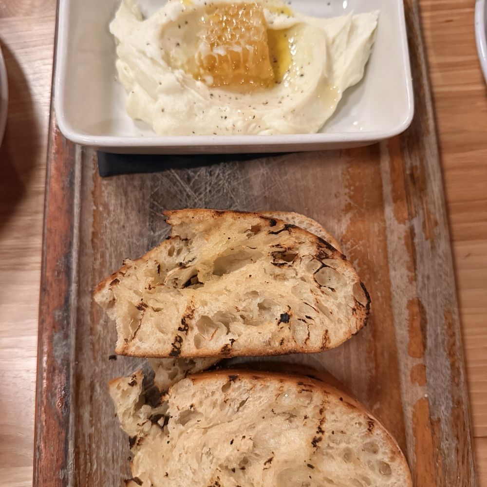 Gia Mia - Ricotta and Honeycomb - Italian Near Me - Naperville, Illinois
