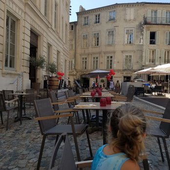 Le Carre du Palais - Beer, Wine & Spirits Near Me - Avignon, 84
