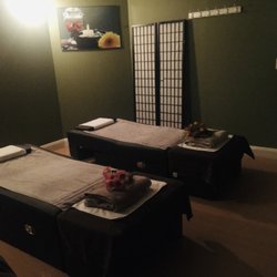 Foot Euphoria - New equipment just set up! We hope you enjoy those new comfy chairs!