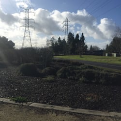 Nice quiet park with acess to american river and bike trail.