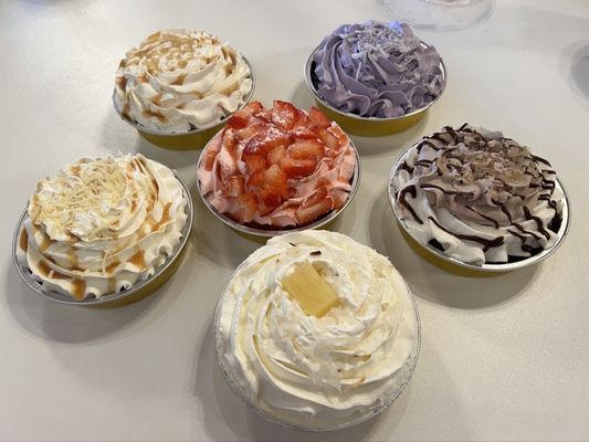 Kona Kakes Tropical Cake Bakery by null