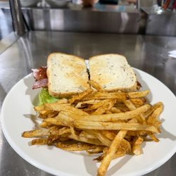 Monty’s by the Lake - BLT / W Fries