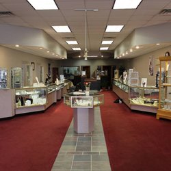 Bauer Jewelers & Gemologists