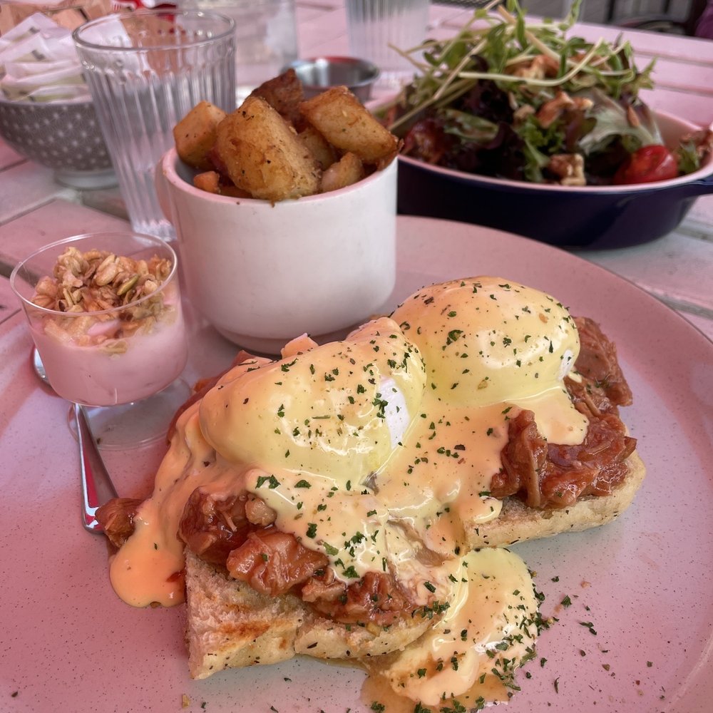 Cannery Cafe - Pulled Pork - Canadian (New) Near Me - Richmond, British Columbia