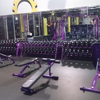 Planet Fitness - Dumbell area - Gyms Near Me - Denton, Texas