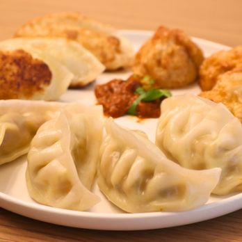 Momo Cart - Momo Platter - Food Trucks Near Me - Sterling, Virginia Momo Cart - Momo Platter - Food Trucks Near Me - Sterling, Virginia