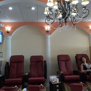 Chateau Nails Spa - Pretty atmosphere - Nail Salons Near Me - Miami, Florida