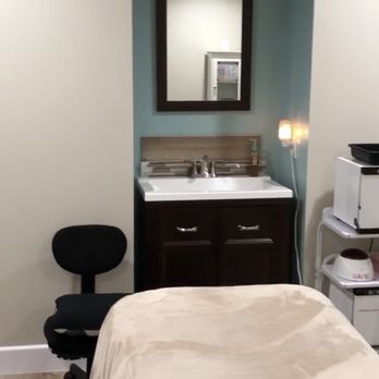 Forever Young By Susan - Skin Care Near Me - El Segundo, California