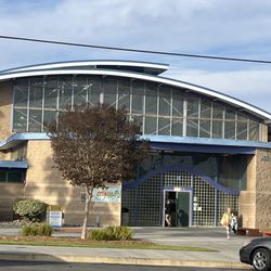 Jesse Owens Swimming Pool - Aquatic center at Jessie Owens Park