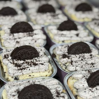 A'LA MADRE - OREO TRES LECHES! #pastry #catering #mexican #lovedessert - Food Delivery Services Near Me A'LA MADRE - OREO TRES LECHES! #pastry #catering #mexican #lovedessert - Food Delivery Services Near Me