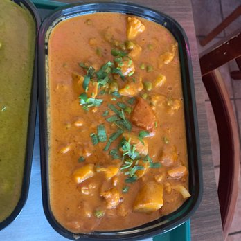 Mint Indian Cuisine - Aloo Palak - Indian Near Me - Gainesville, Florida