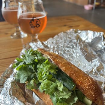 No Name BBQ Sandwich - #7 Vietnamese Sandwich - Sandwiches Near Me - Honolulu, Hawaii
