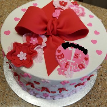 Cakes by Crystal - Valentine-themed birthday - Custom Cakes Near Me - Chesapeake, Virginia