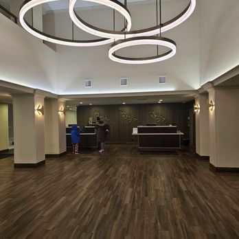 Embassy Suites by Hilton Milwaukee Brookfield - Lobby area - Hotels Near Me - Brookfield, Wisconsin Embassy Suites by Hilton Milwaukee Brookfield - Lobby area - Hotels Near Me - Brookfield, Wisconsin