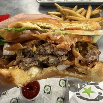 BurgerFi - Bacon double cheese - Burgers Near Me - Orlando, Florida BurgerFi - Bacon double cheese - Burgers Near Me - Orlando, Florida