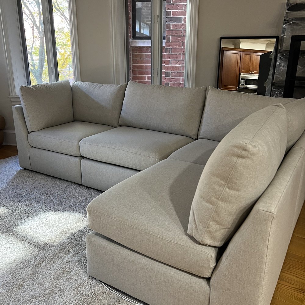 Luxilon Furniture - Bassett Sectional - Furniture Stores Near Me - Glenview, Illinois