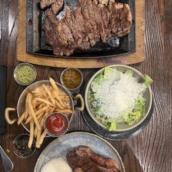 Mordisco Miami - Ribeye, Picanha, Cesear Salad, "Crunchy" Fries, chimmichurri, salsa verde - Venezuelan Near Me - Doral, Florida Mordisco Miami - Ribeye, Picanha, Cesear Salad, "Crunchy" Fries, chimmichurri, salsa verde - Venezuelan Near Me - Doral, Florida