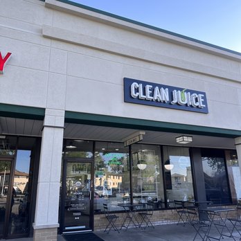 Clean Juice - Outside - Juice Bars & Smoothies Near Me - Park Ridge, Illinois