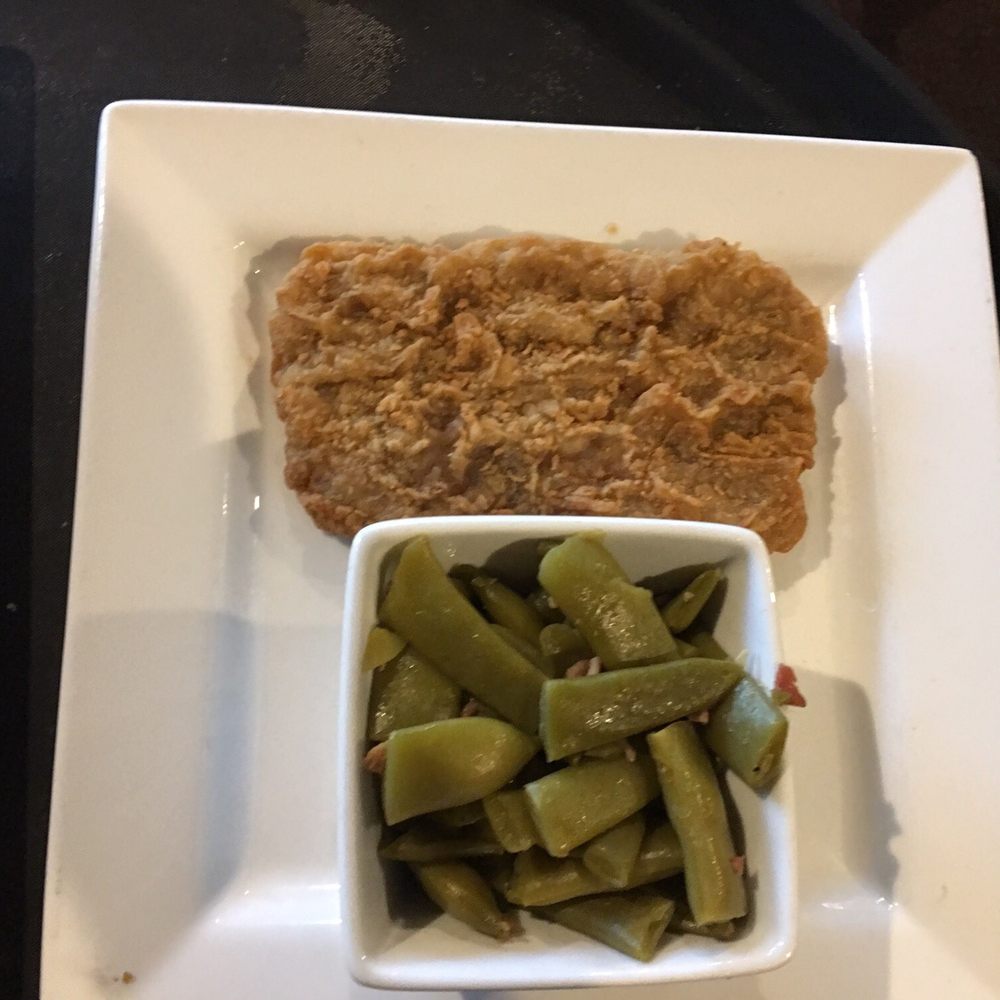 Brother's - Country fried steak - American Near Me - Young Harris, Georgia