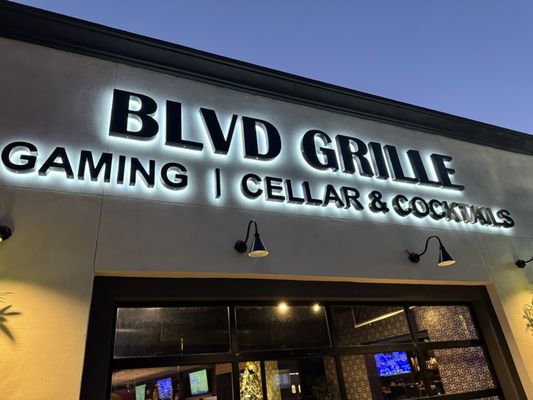 BLVD Grille by null