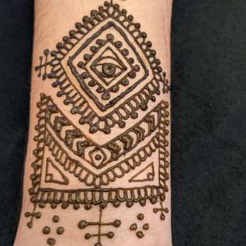 Studio Jildeh Henna Artistry - Henna tattoo - Henna Artists Near Me Studio Jildeh Henna Artistry - Henna tattoo - Henna Artists Near Me