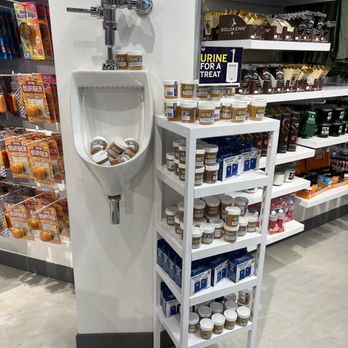 IT'SUGAR - Candy Stores Near Me - Honolulu, Hawaii