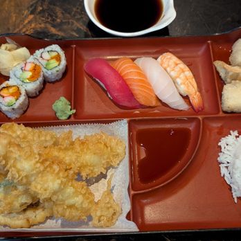 Sweet Ginger - Full view of my box meal. Sushi & tempura. Can't go wrong! - Asian Fusion Near Me - Vienna, Virginia