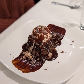 Chart House - Hot Chocolate Lava Cake - Seafood Near Me - Golden, Colorado