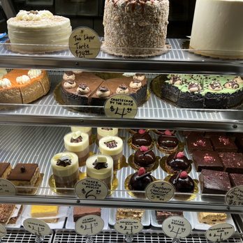 Martha's Vineyard - Beer, Wine & Spirits Near Me - Grand Rapids, Michigan