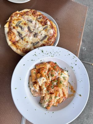 Trattoria Demi by null
