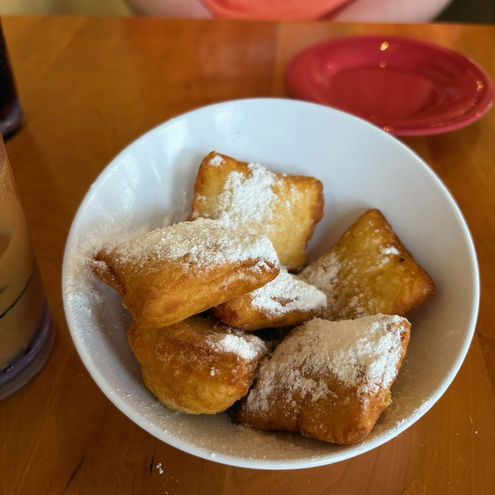 Ruby Sunshine Nashville - Beignets Starter - Breakfast & Brunch Near Me - Nashville, Tennessee Ruby Sunshine Nashville - Beignets Starter - Breakfast & Brunch Near Me - Nashville, Tennessee