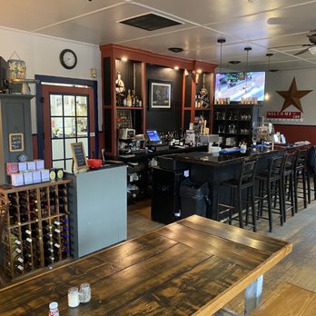 Cider Bros Roadhouse - the bar and dining area - New American Near Me - Red Hook, New York Cider Bros Roadhouse - the bar and dining area - New American Near Me - Red Hook, New York