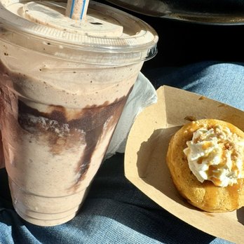 Ultimate Fit Nutrition - Hulk and Free donut - Juice Bars & Smoothies Near Me - Modesto, California Ultimate Fit Nutrition - Hulk and Free donut - Juice Bars & Smoothies Near Me - Modesto, California