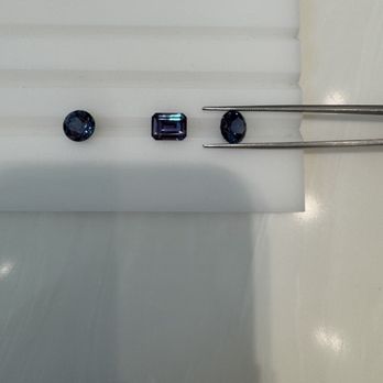 Brilliant Earth - In-store loose stone $1200 - Jewelry Near Me - Walnut Creek, California