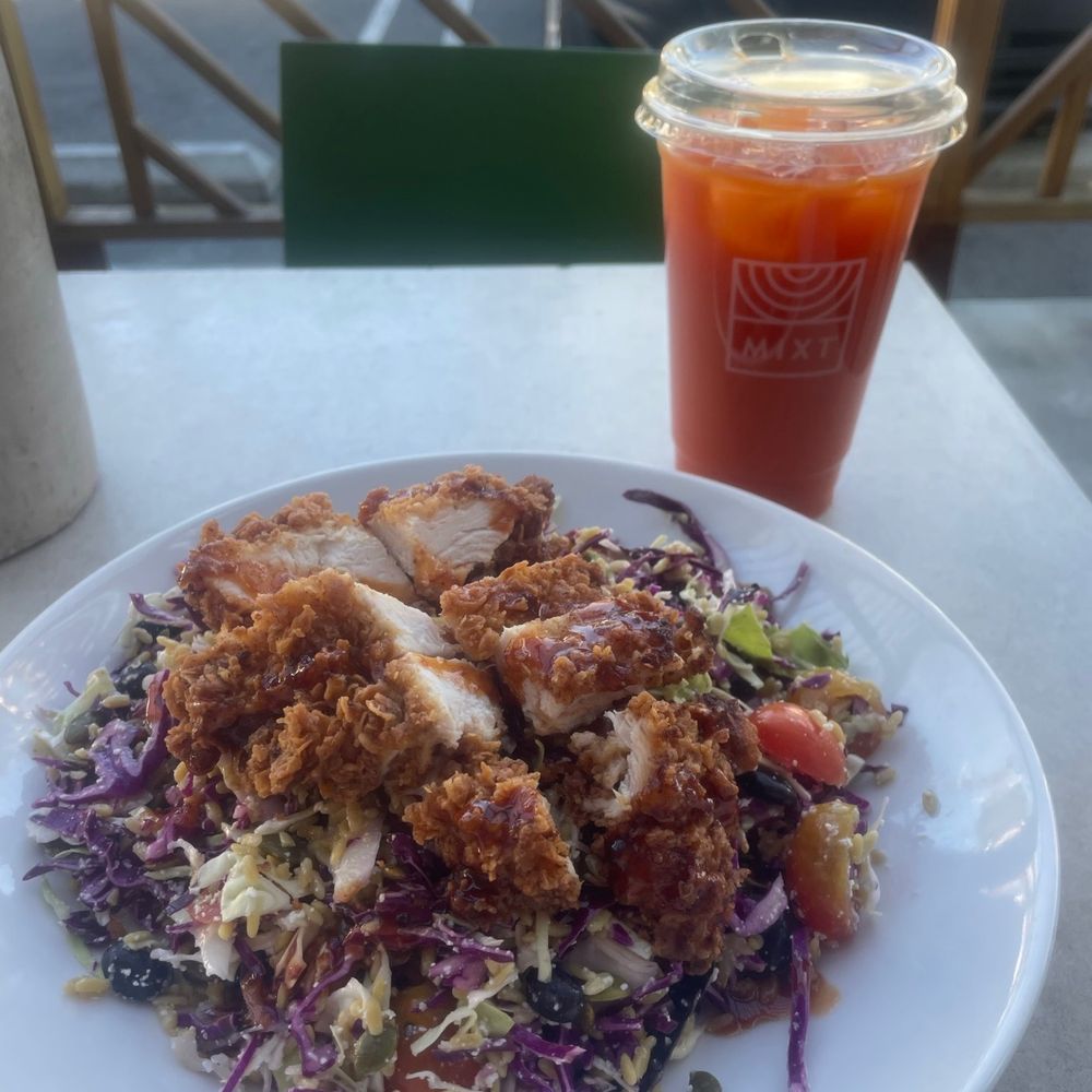 MIXT - PACIFICA CRISPY CHICKEN BOWL - Salad Near Me - Los Angeles, California MIXT - PACIFICA CRISPY CHICKEN BOWL - Salad Near Me - Los Angeles, California