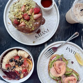 MIAM Cafe - DUBAI PANCAKES, Acai Bowl, SMOKED SALMON TOAST - Breakfast & Brunch Near Me - Miami, Florida