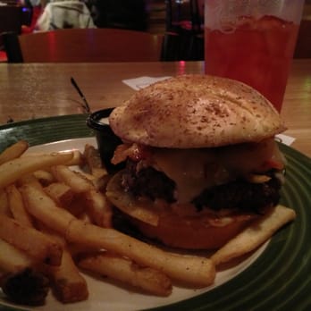 Applebee's Grill + Bar - Bourbon black and bleu burger 9.59 and raspberry iced tea 3.29 - Sports Bars Near Me - Covington, Washington