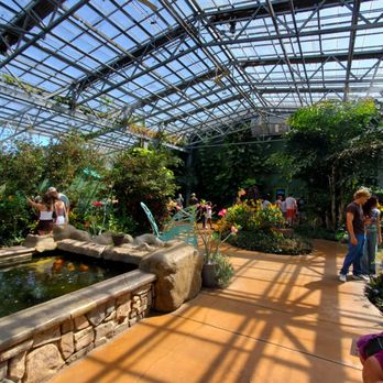 Butterfly Wonderland - Butterfly conservatory - Botanical Gardens Near Me - Scottsdale, Arizona
