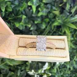 Everglow Jewelry
