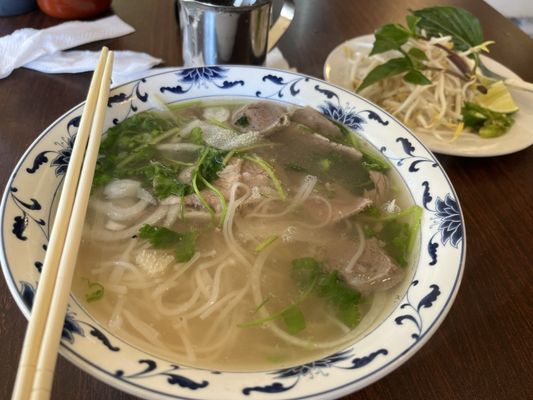 Pho Tay Ho by null